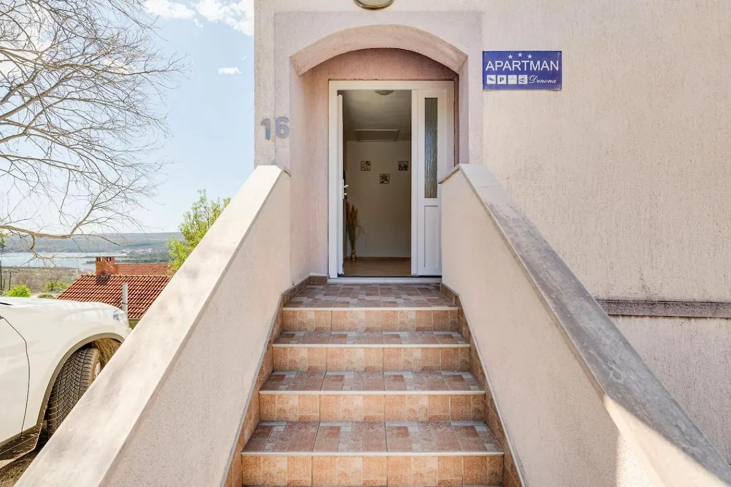 Apartment Apartman Denona Basic