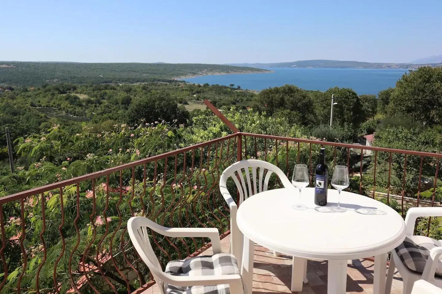 Apartment Apartman Denona Basic
